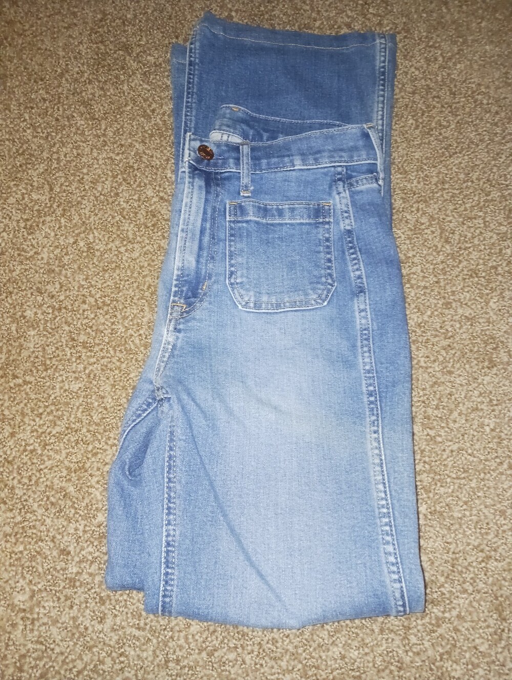 GAP Light Blue 1970's Flare Women’s Jeans's - Picture 3 of 5